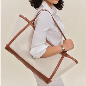 NWT • Evangeline tote bag in canvas tan leather
